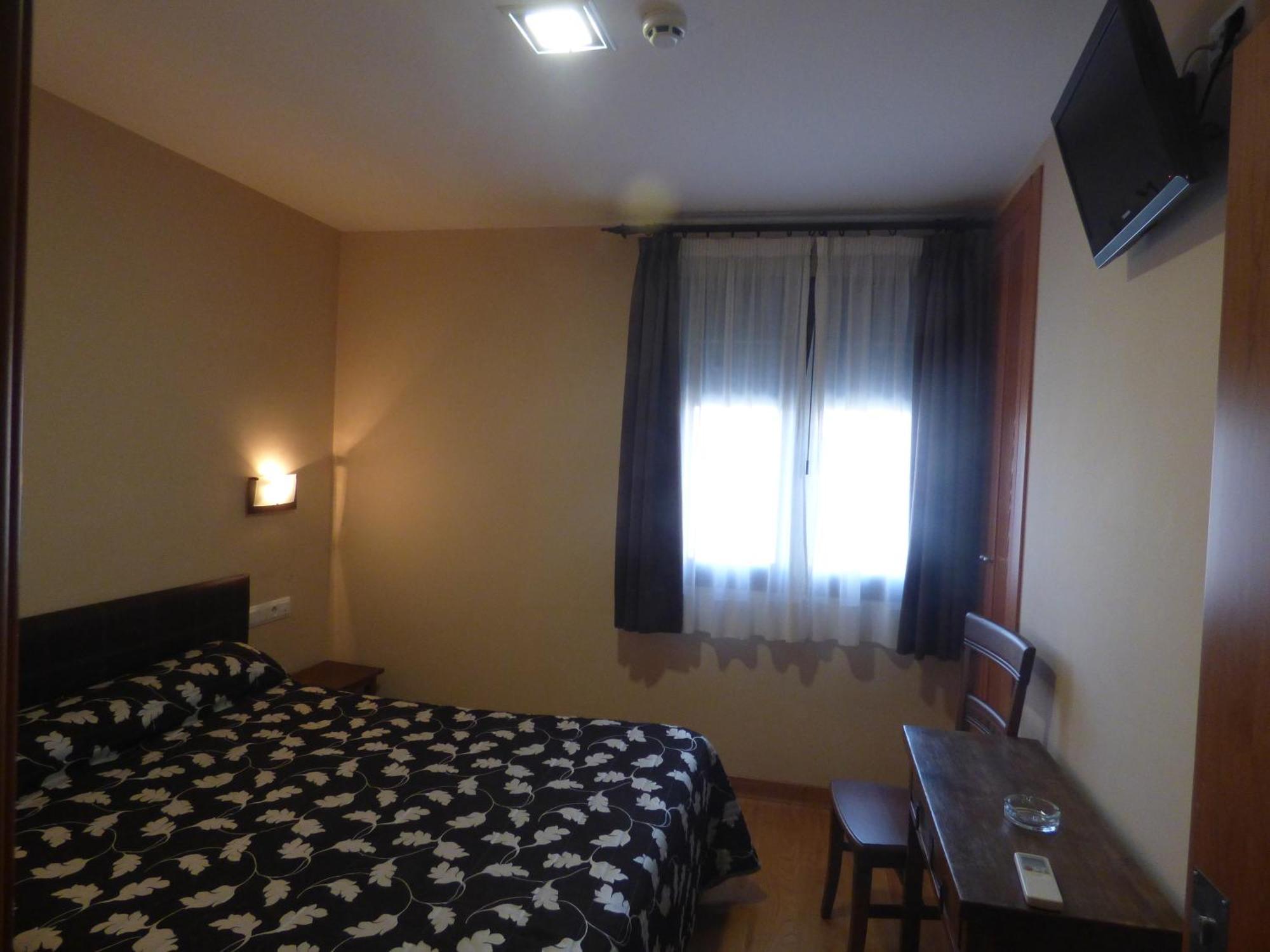 Hostal La Perdiz Sonseca Zewnętrze zdjęcie