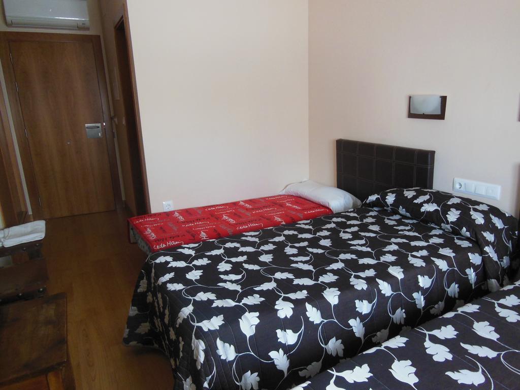 Hostal La Perdiz Sonseca Zewnętrze zdjęcie